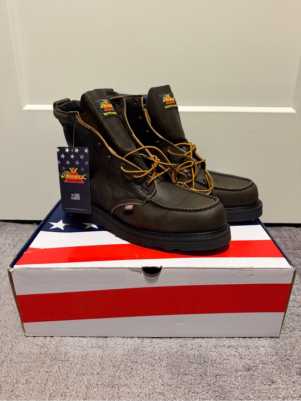 Thorogood x Duluth Trading Co. 6” Leather Moc Toe Work Boots - USA Made NWT